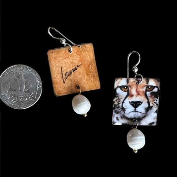 Handpainted African cheetah cat earrings. I use watercolor paper, super light - Picture 3 of 5